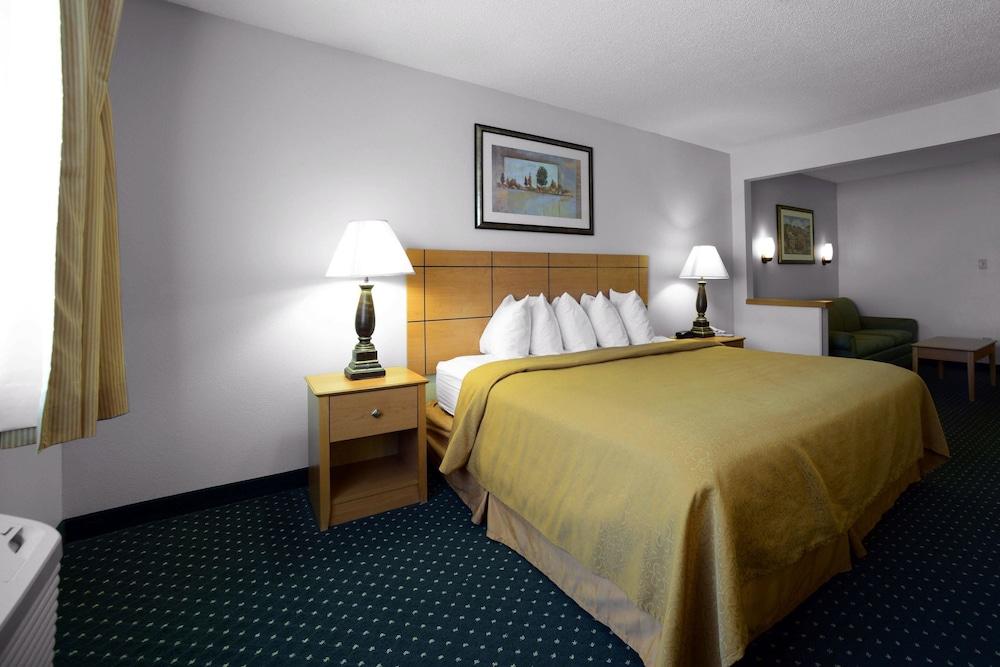 Quality Inn & Suites Springfield Southwest Near I-72 Экстерьер фото